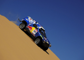 http://elcuentarrevoluciones.files.wordpress.com/2010/03/dakar-2011-chile-chilenos-chilenas-atacama1.jpg