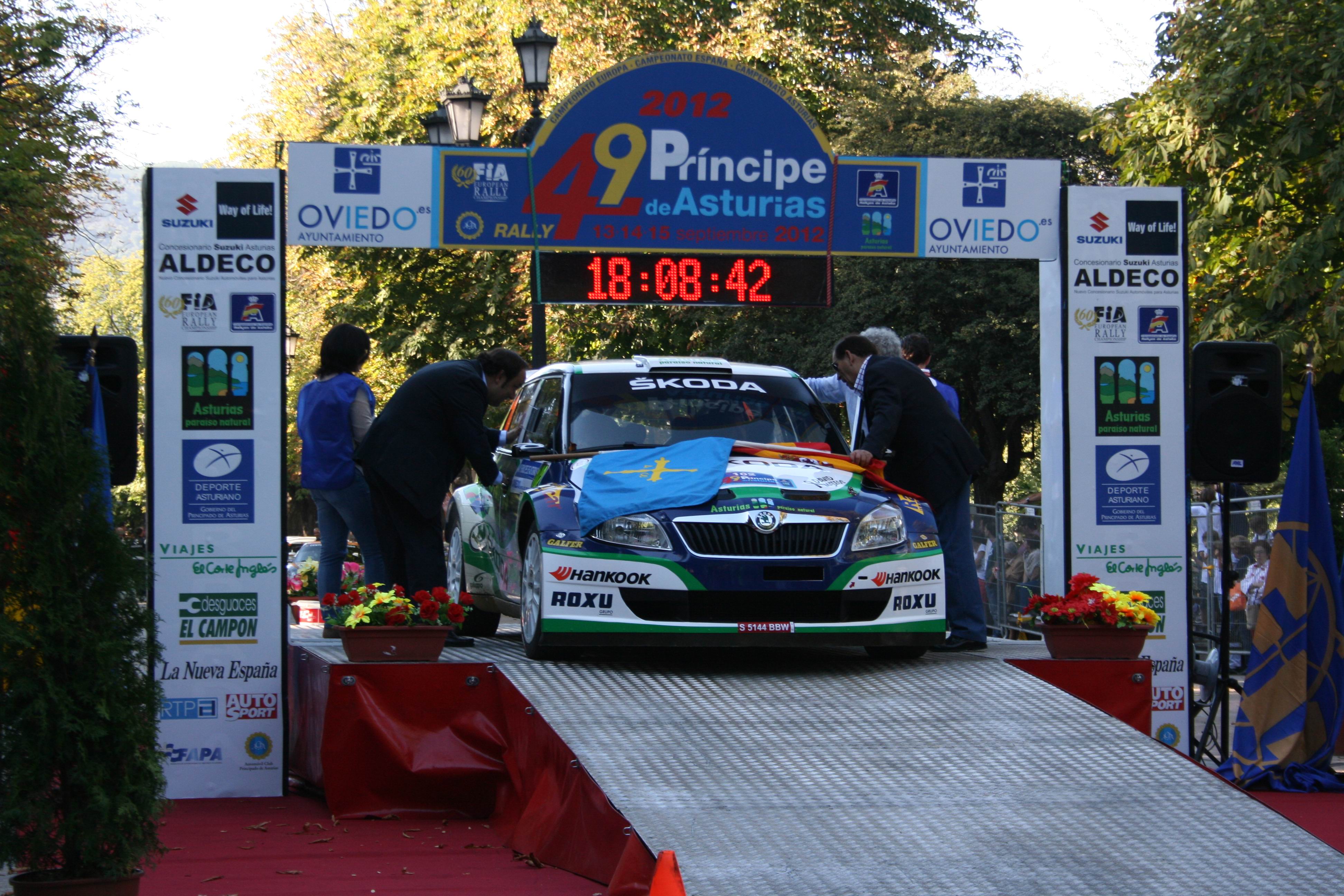 http://www.citadecampeones.com/rallyprincipe/2012photos/photos02/019b.jpg