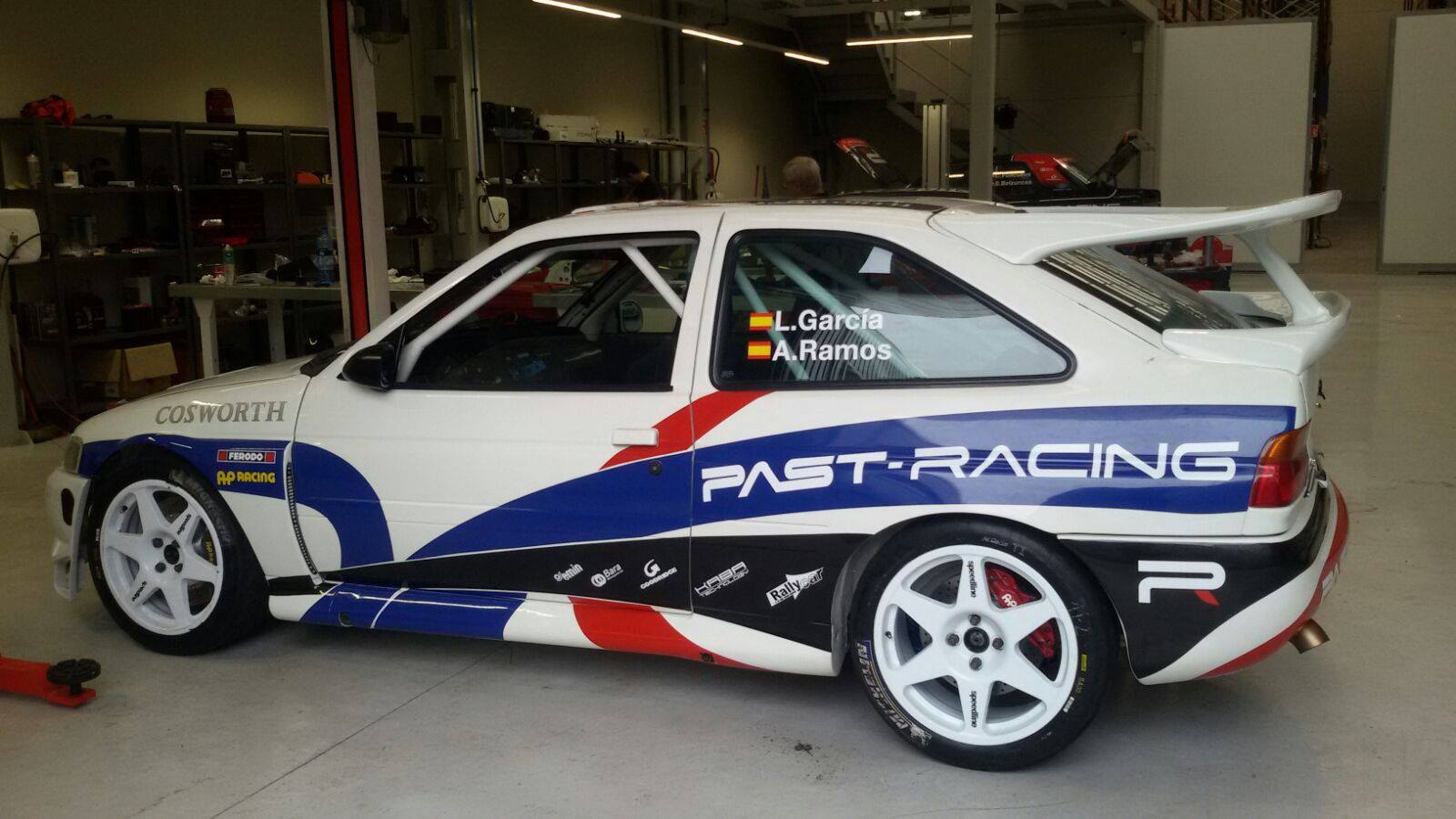 deco escortpastracing 2016