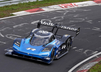 Dumas Test Nurburgring 2019