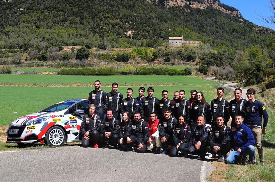 VolantRACC fotofamilia 2019