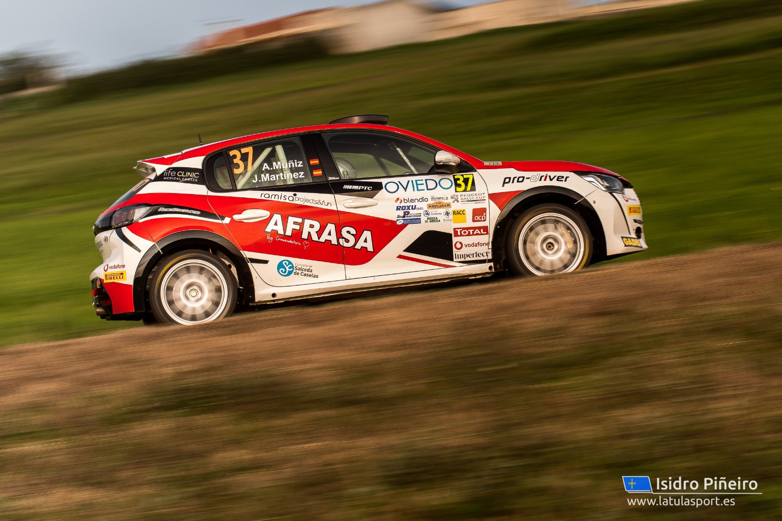 Muniz ComRaceSeven 20