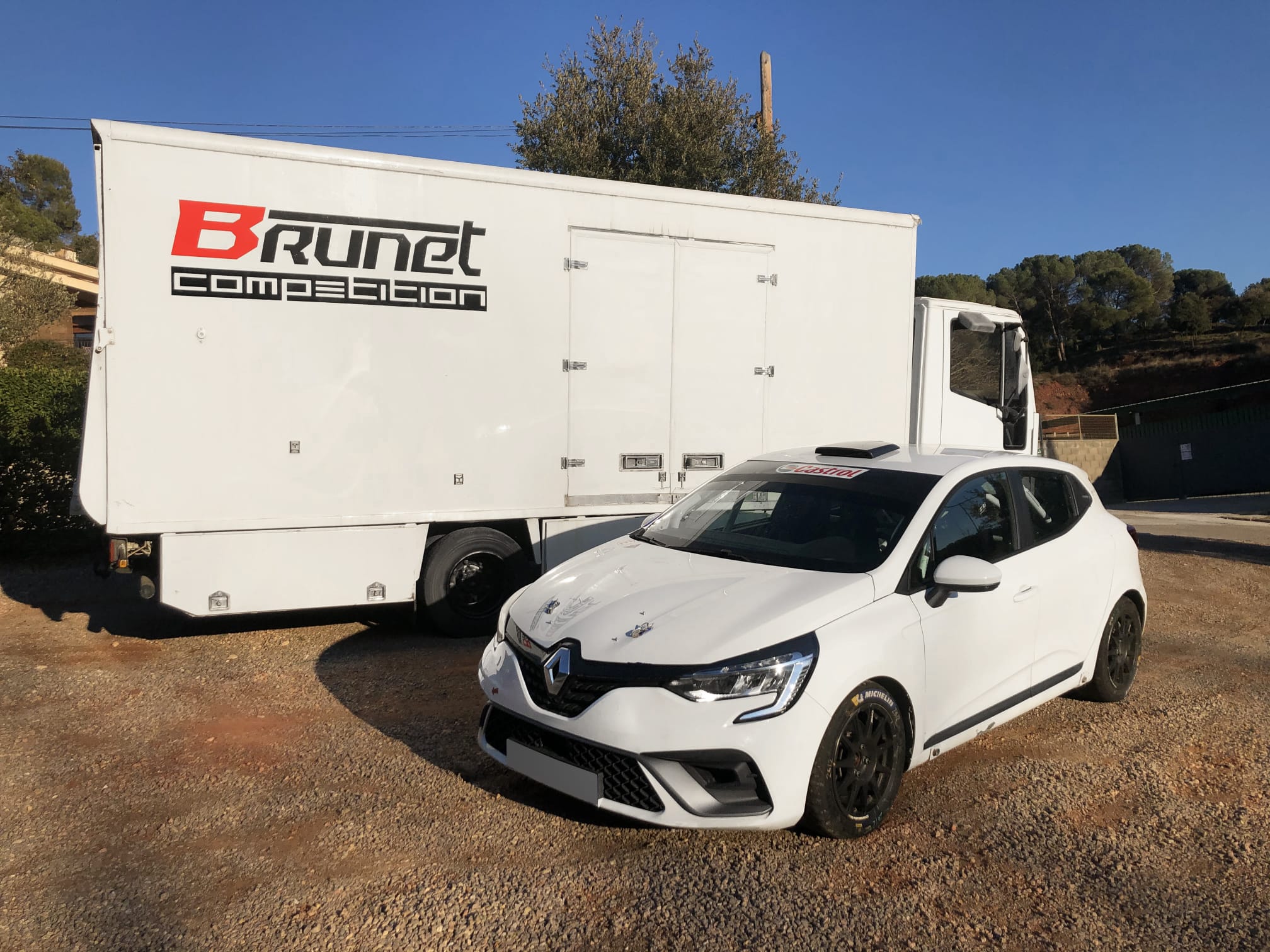 BrunetCompetition NuevoClio 21