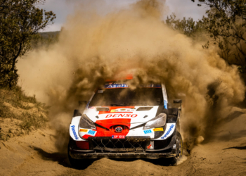 SebastienOgier VictoriaKenia 21