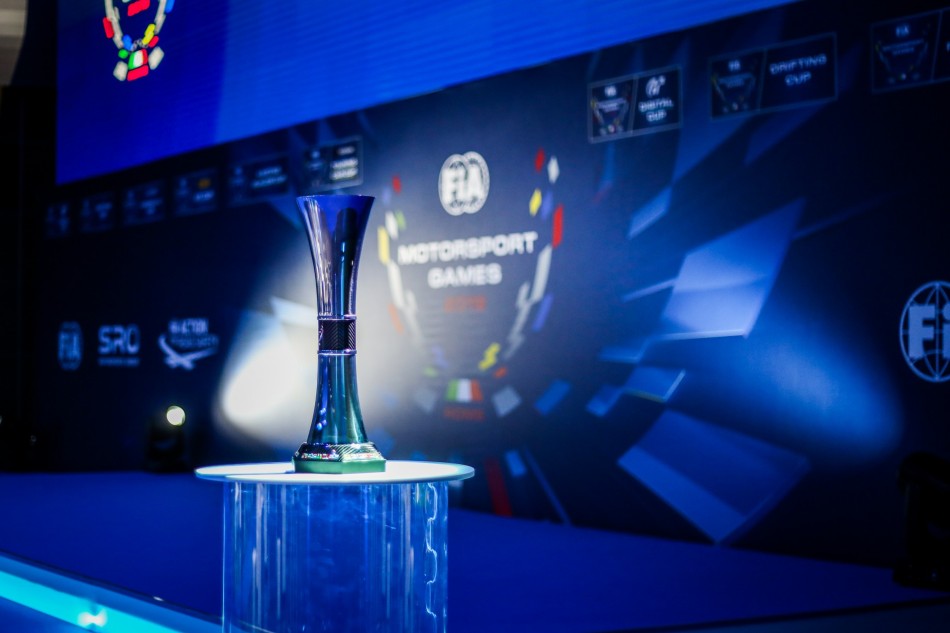 MotorsportGames Retraso2021