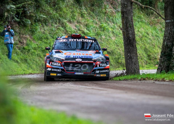 IvanAres VictoriaLlanes 21